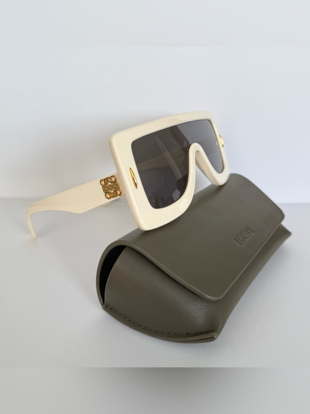 NEW!! Loewe mask sunglasses LW40104I 25A Authentic